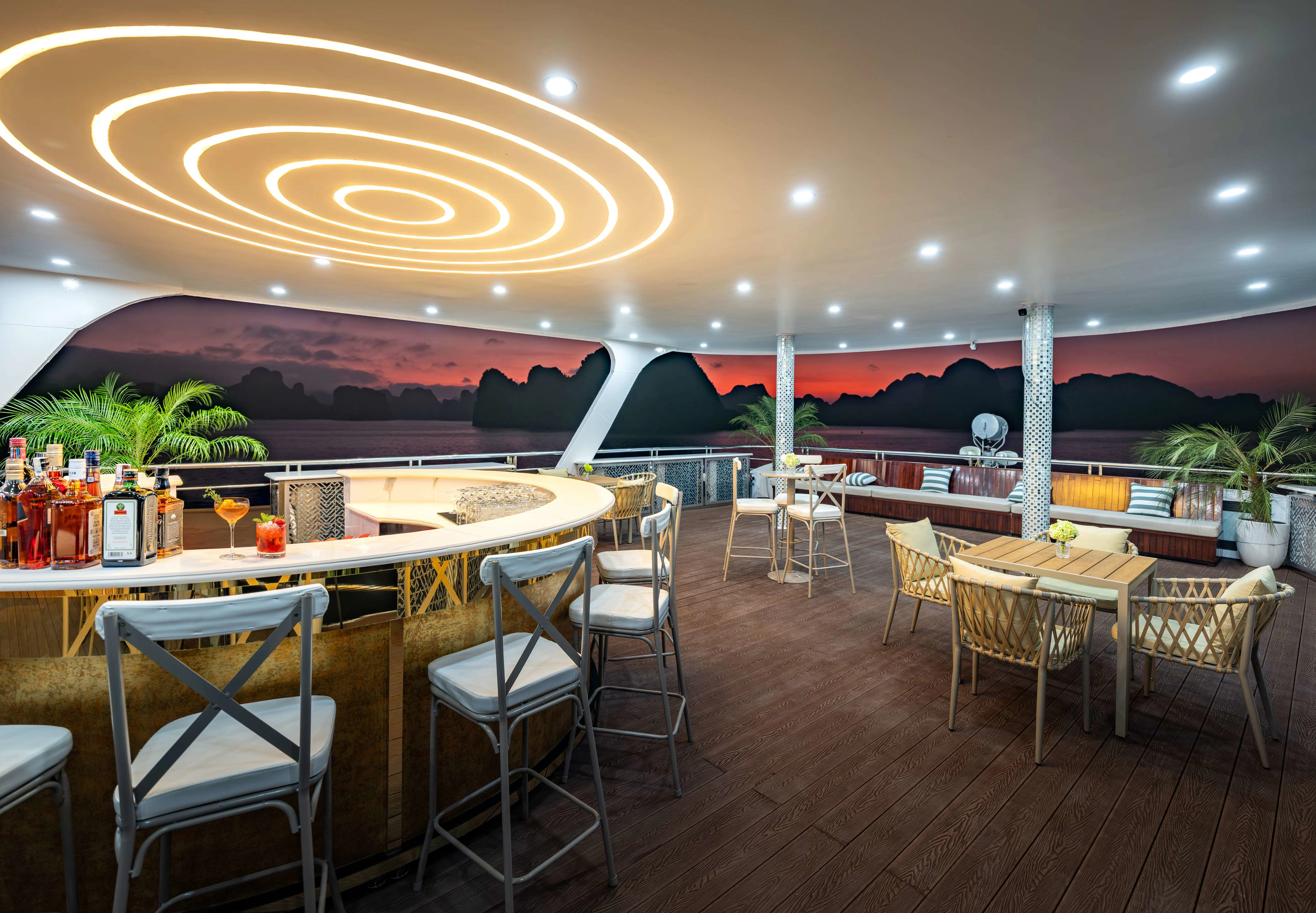 Day Tour | Explore Halong Bay in Hercules Grand Cruise